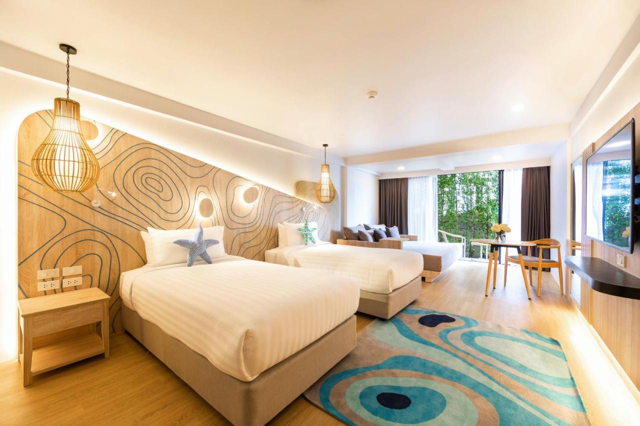 Liv Hotel Phuket Patong Beachfront Стая снимка