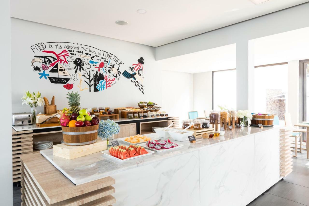 Liv Hotel Phuket Patong Beachfront Екстериор снимка